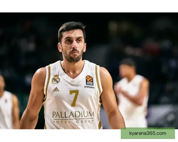 多诺万成接盘北卡罗莱纳大学男篮主帅 史蒂文斯主动放弃竞争